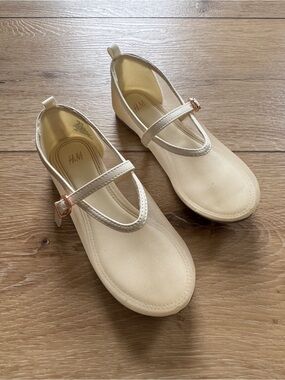 H&M Cream Mesh Mary Jane Flats